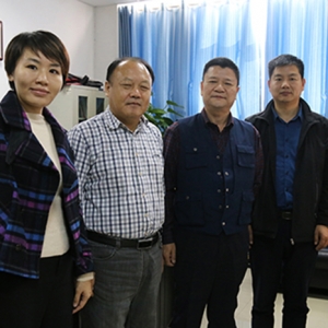 縱覽線纜集團副董事長徐洪虎走訪河南工學(xué)院，探討電線電纜人才培養(yǎng)機制 ... ... ... . ...